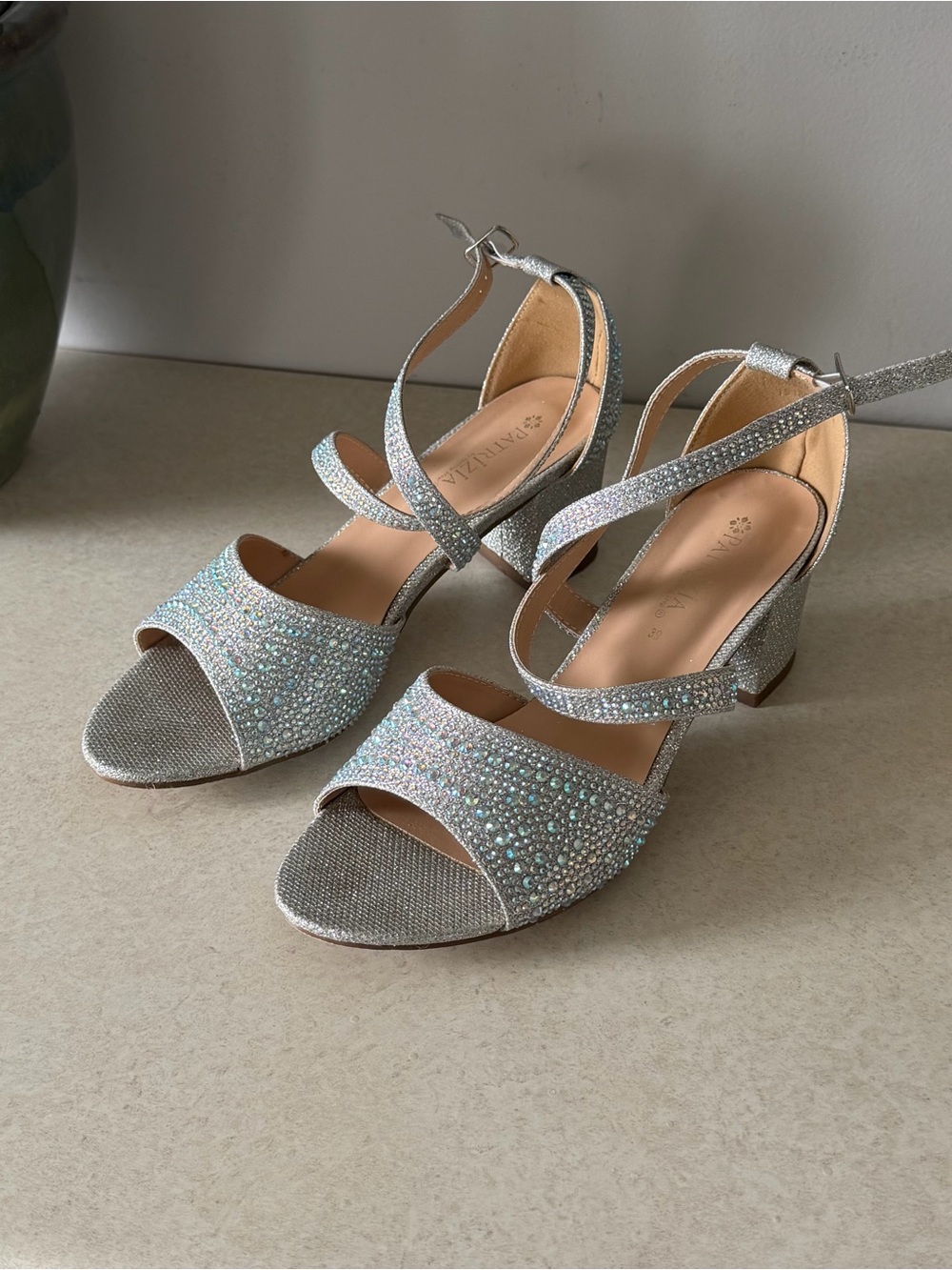 Sz 8.5 Silver Crystal Embellished Block Heel Sandals